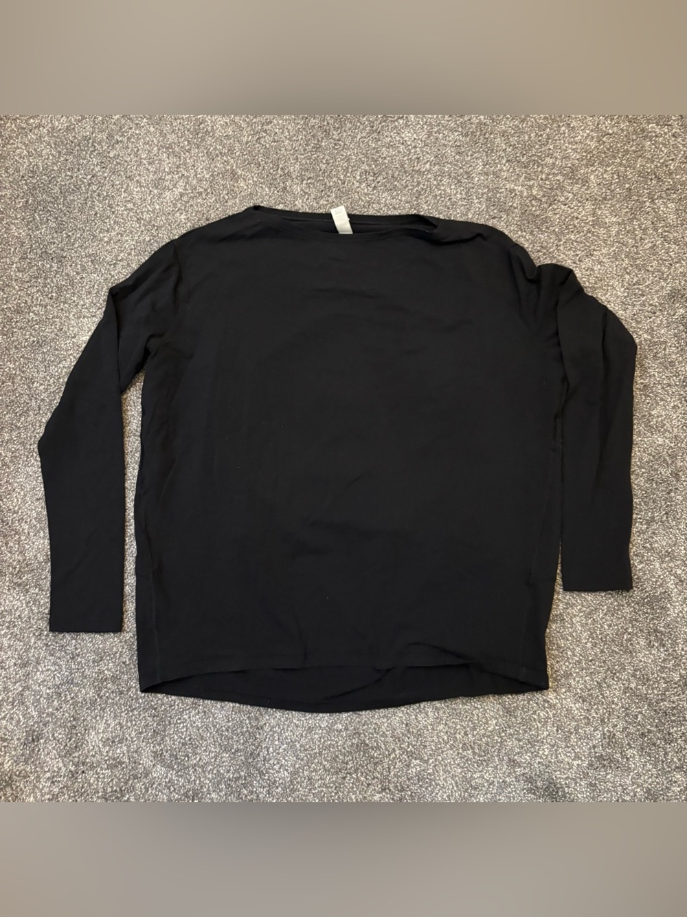 Lululemon sz 0 Back in Action long sleeve shirt BLACK